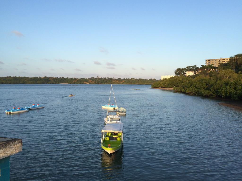 Tudor Water Sports Hotel Mombasa Luaran gambar
