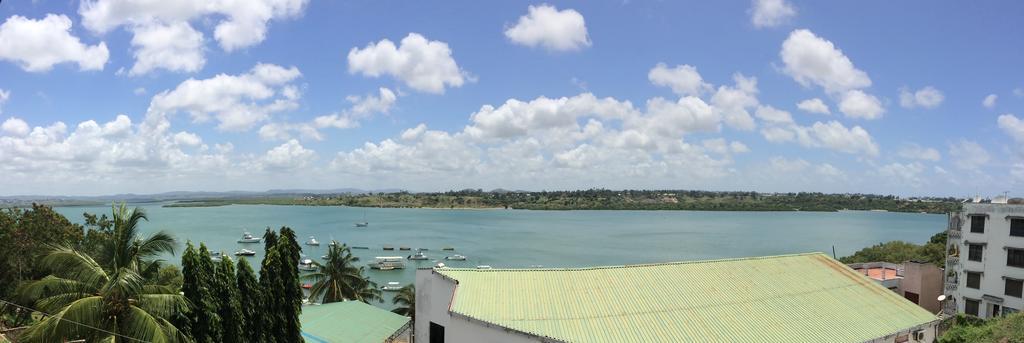 Tudor Water Sports Hotel Mombasa Luaran gambar