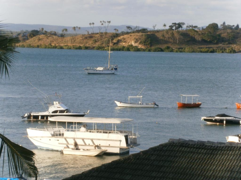 Tudor Water Sports Hotel Mombasa Luaran gambar