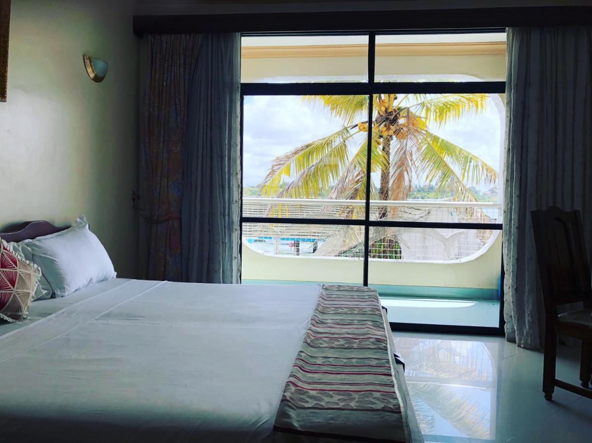 Tudor Water Sports Hotel Mombasa Luaran gambar